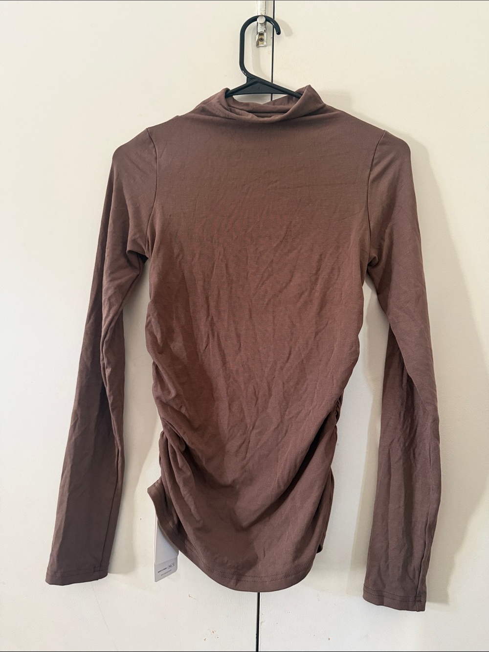 Women’s Long Sleeve Mock Neck Top in Brown